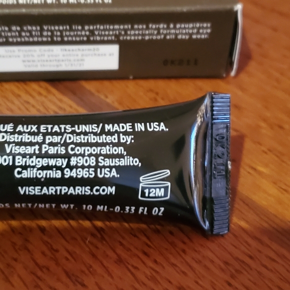 Viseart Nutral Matte Eye Shadow and Viseart Eye Primer - Picture 7 of 8